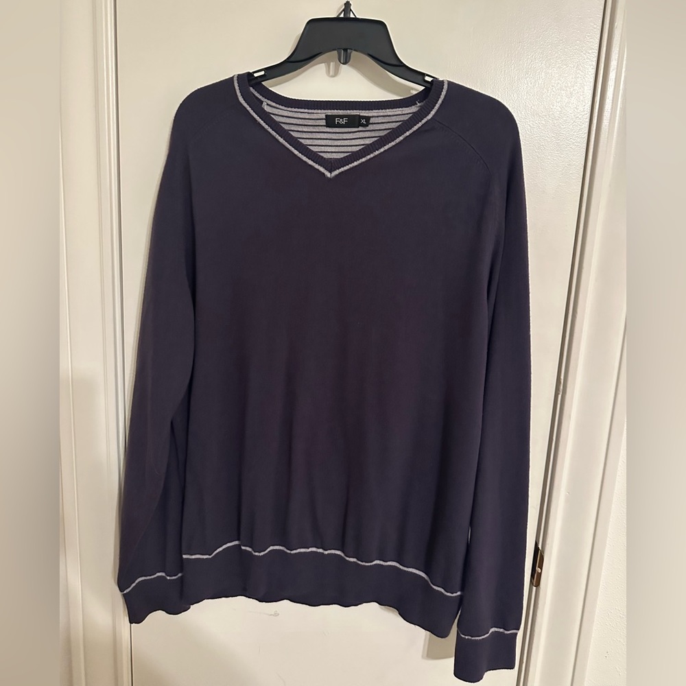 Men’s  sweater